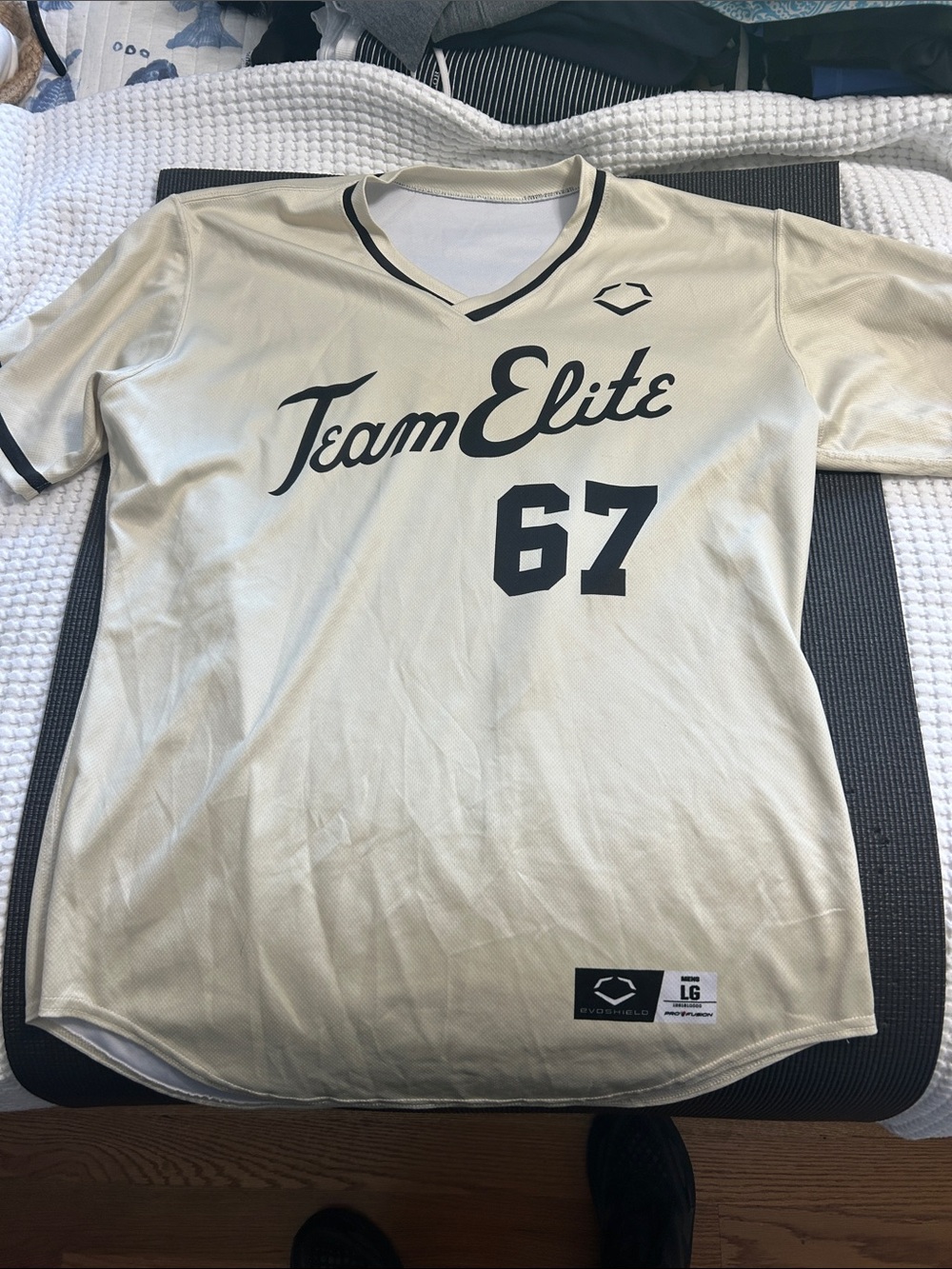 Team Elite Cream Short-Sleeve Athletic Jersey - Size LG